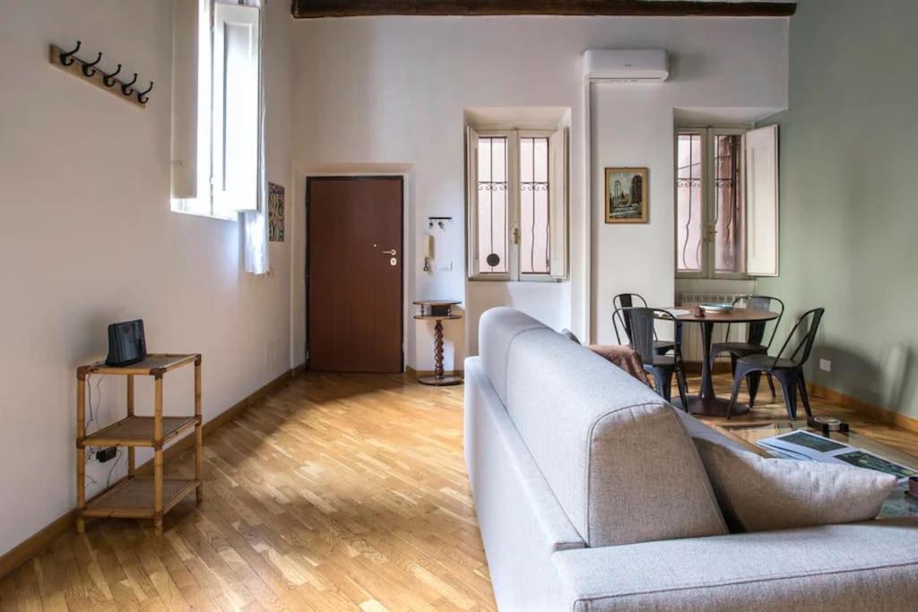 Casa Verde - Cozy Apartment By Campo De' Fiori Rome Exterior photo